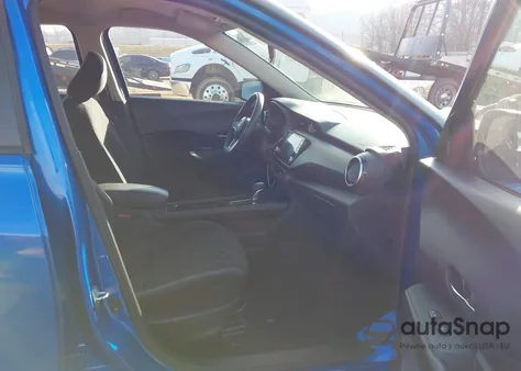 2022 Nissan Kicks Sv Xtronic Cvt из США, поврежденный, VIN 3N1CP5CV3NL486121